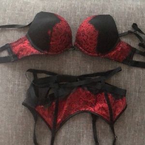 Victoria secret push up Bra and garter belt